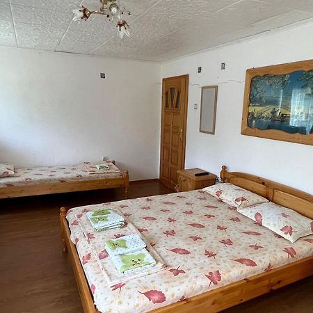 Vacation Home Yoanna Tryavna Esterno foto
